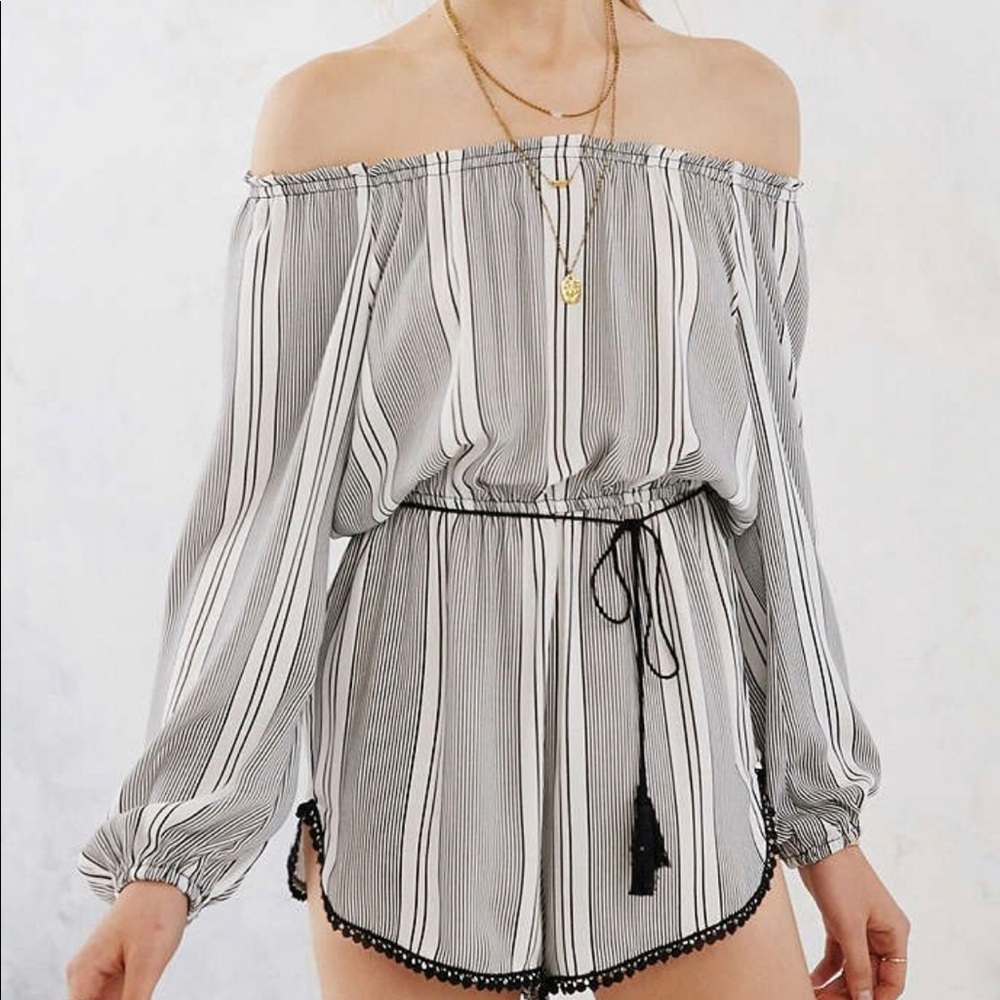 Urban Outfitters - Ecote Brand - M - Romper